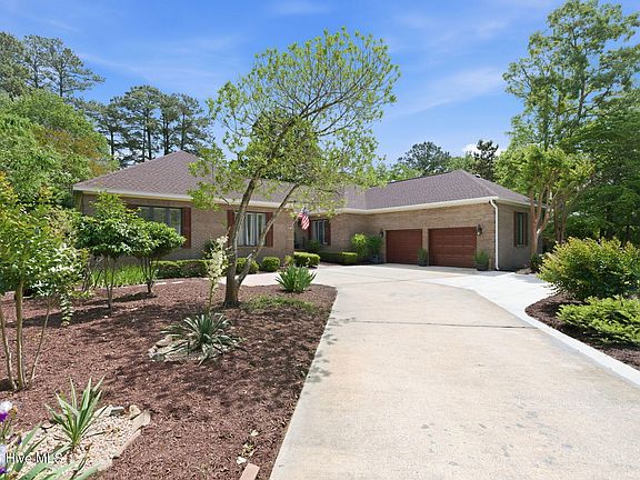 3rd image of 1211 Pine Valley Drive