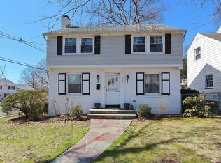 302 Plymouth Rd, Union, NJ 07083