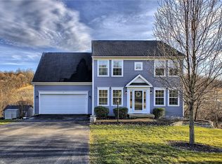 11 Surrey Dr, Greensburg, PA