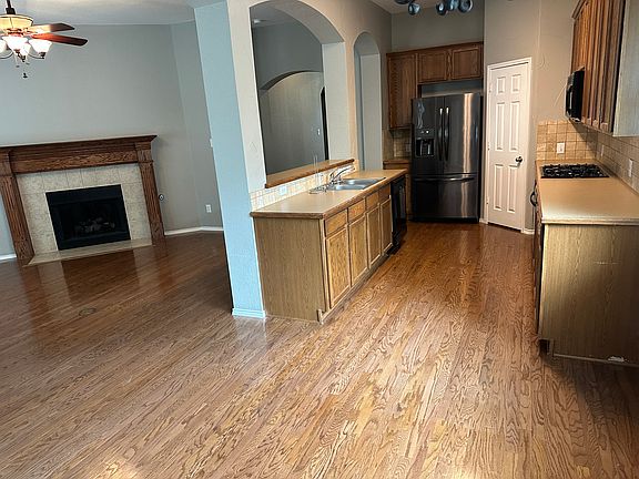 4th image of 2041 Whitney Bay Dr