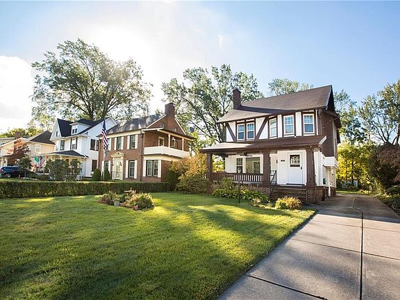 2nd image of 17473 Clifton Blvd