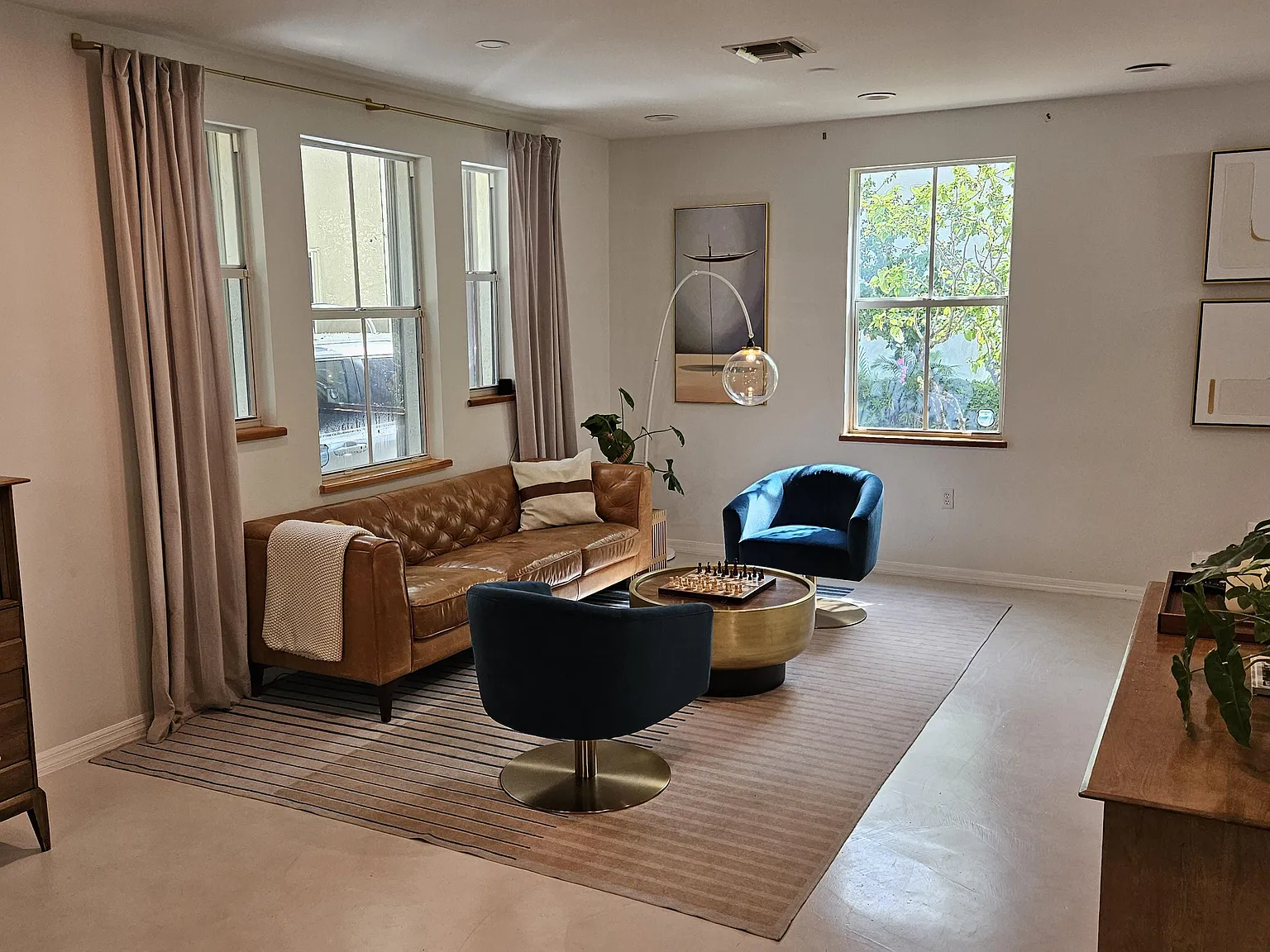 3 bed, 2.5 bath, 1620 sqft, $7,750 — Photo 3