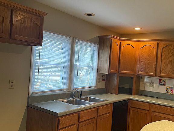 4th image of 3234 Haggard Dr