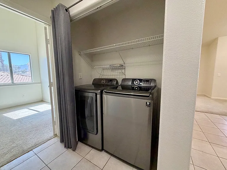 900 Heavenly Hills Ct #204 — Photo 31