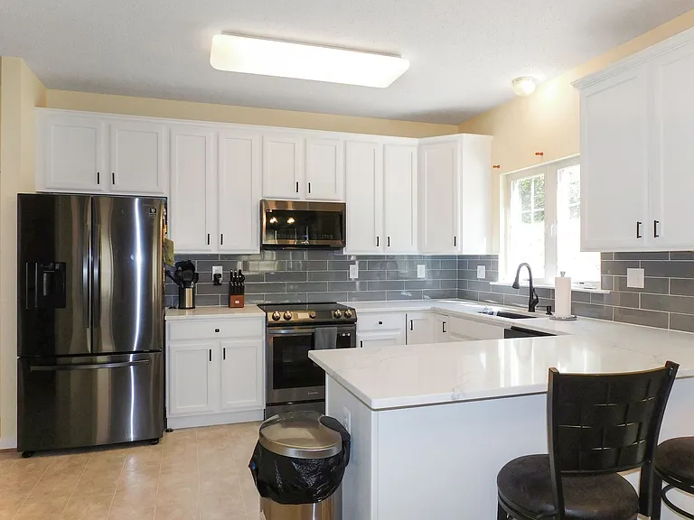 102 Powhatan Ct — Photo 11