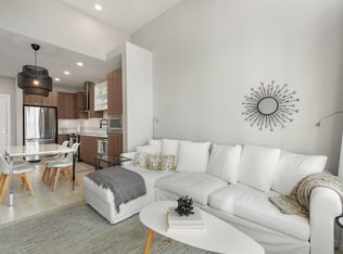 4690 Hawk Ln #408, Tsawwassen, BC V4M 0C4