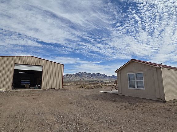 2nd image of 4445 Coyote Rd SE