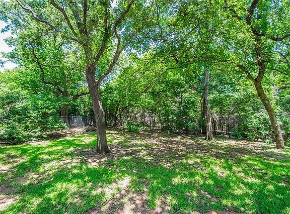 2nd image of 1704 Silverside Dr