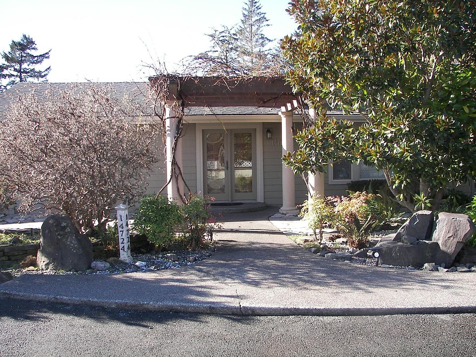 paved off driveway parking