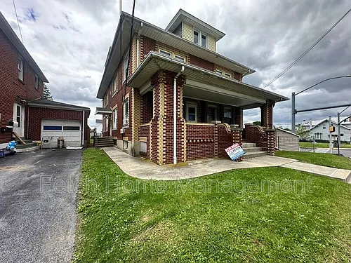 834 W Main St #834 Photo 1