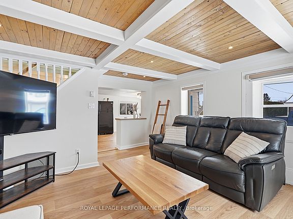 5th image of 1292 Saint Jacques Rd