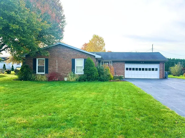623 Old Orchard Ln, Connersville, IN 47331