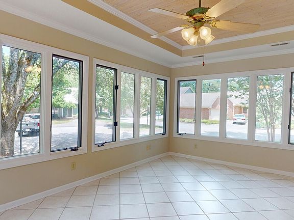 4th image of 8957 Wesley Pl