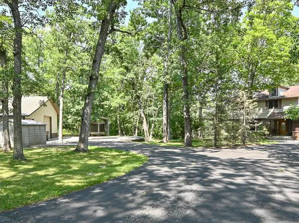 5131 Woodstead ROAD, Waterford, WI 53185