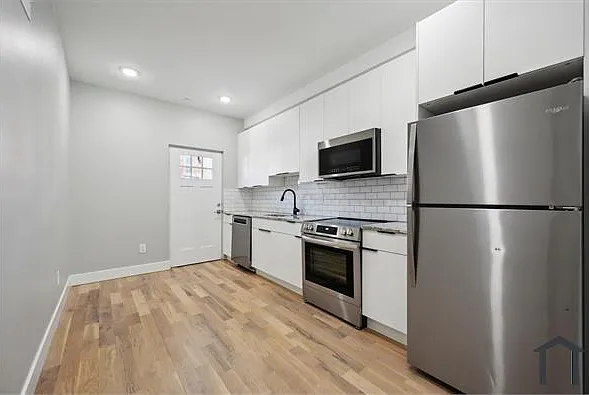 5410 Delancey St #A — Photo 6