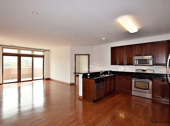 3rd image of 140 S River St Unit 210