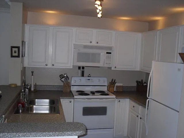 1 bed, 600 sqft, $2,798 — Photo 2