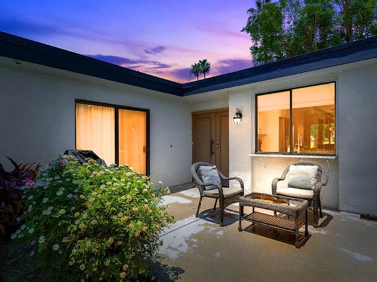 74 Avenida Las Palmas — Photo 19