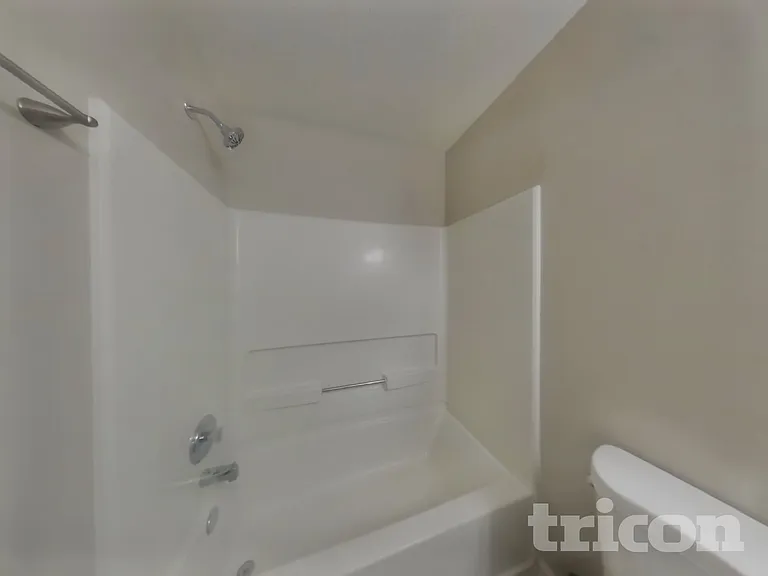 3357 Summer Breeze Cir — Photo 15