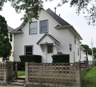924 Forest Ave, Waterloo, IA, 50702