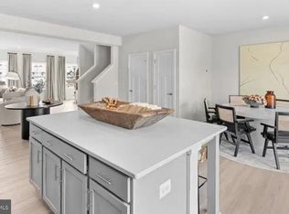 25 Lyriq Ct, Inwood, WV 25428