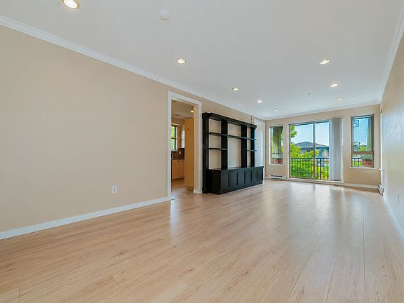 3rd image of 5119 Garden City Rd #3415