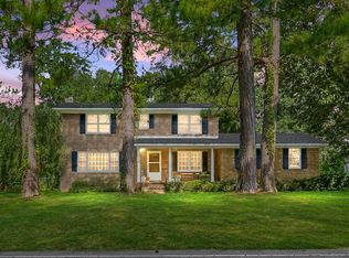 710 S Magnolia St, Summerville, SC 29483