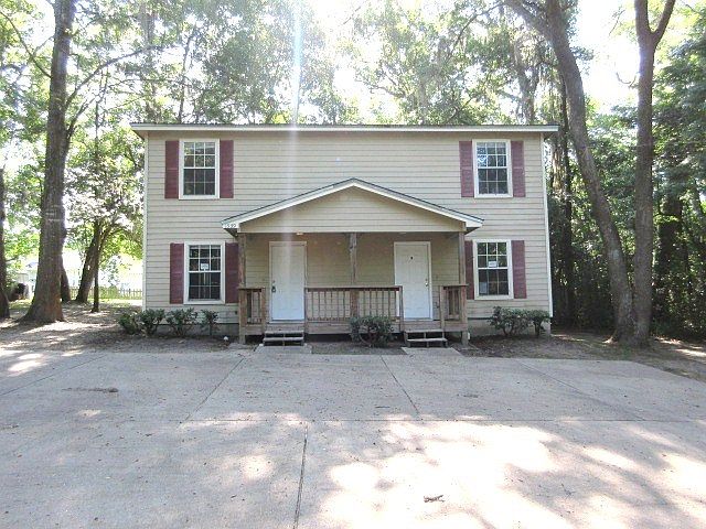 1st image of 1539 Live Oak Dr #2