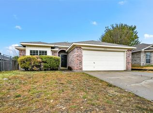 10245 Aurora Dr, Fort Worth, TX 76108