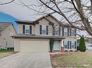 1637 Finwick Dr, Pfafftown, NC 27040