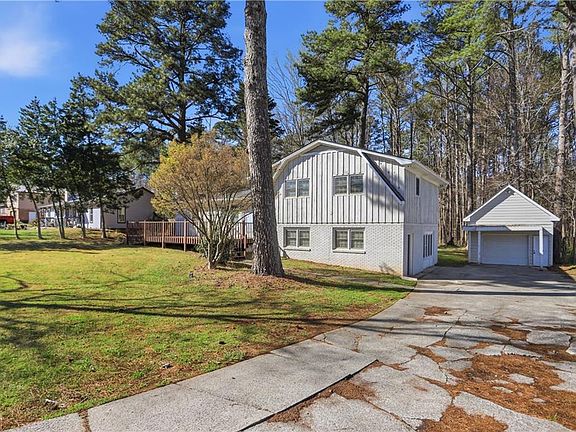 3rd image of 4716 Cheri Lynn Rd NW