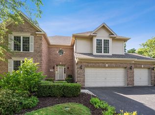 110 Manchester Dr, Barrington, IL 60010