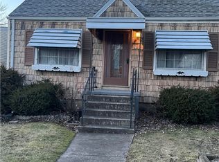 24 Lepeirs Dr, Tonawanda, NY 14150