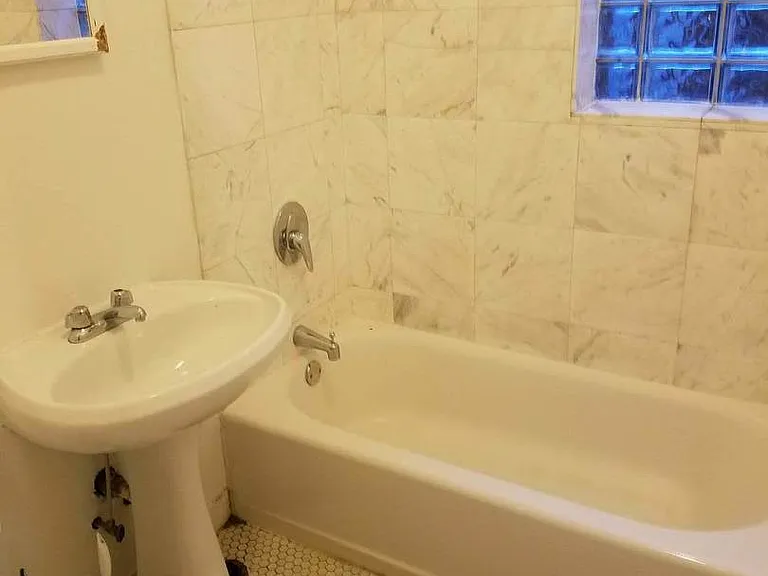 3728 N Wilton Ave #2 — Photo 4