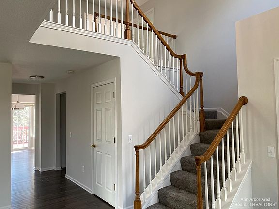 4th image of 1887 Harley Dr