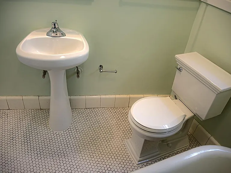 505 Alcatraz Ave #5 — Photo 3