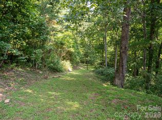 19 Keeping Kyle Xing, Asheville, NC 28804