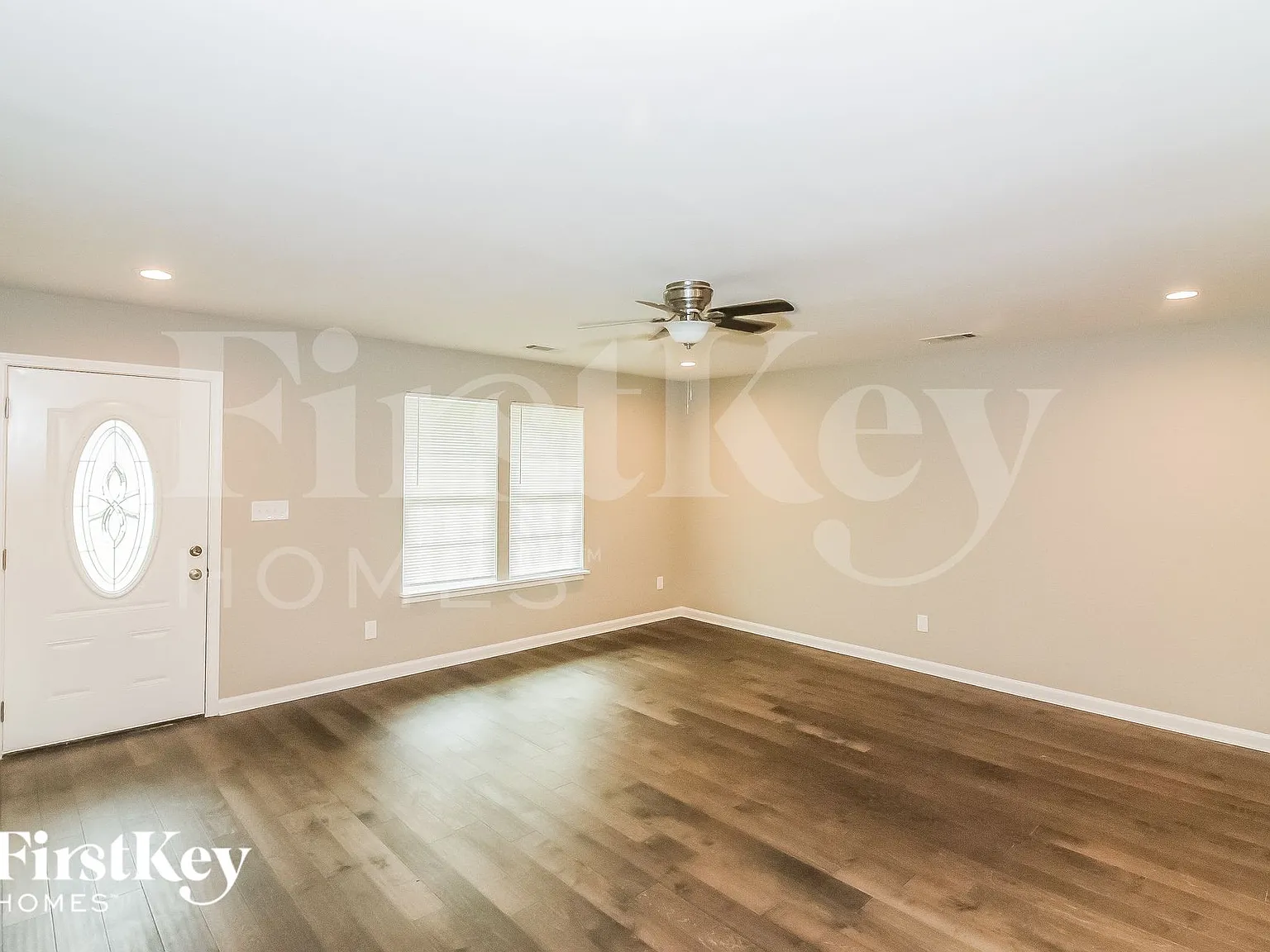 3 bed, 2.0 bath, 1528 sqft, $1,780 — Photo 3