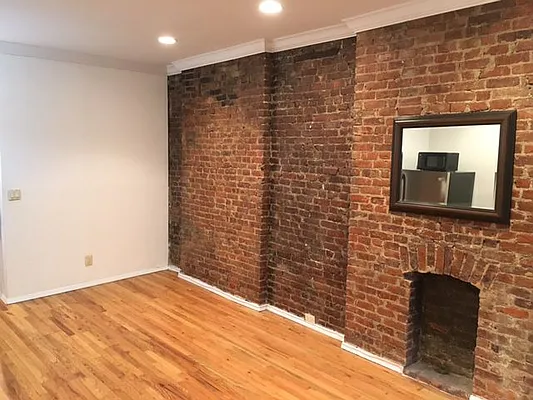 Rented by New York Manhattan Real Estate Incorporated | media 32