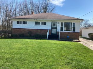 23016 Vera St, Warrensville Heights, OH 44128