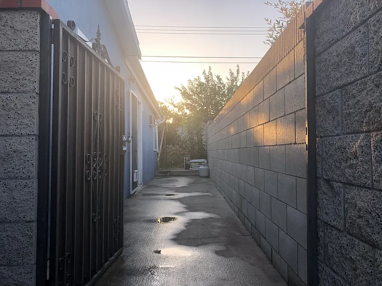 Batson Ave — Photo 10