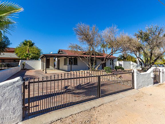 5th image of 3229 N Tucson Blvd