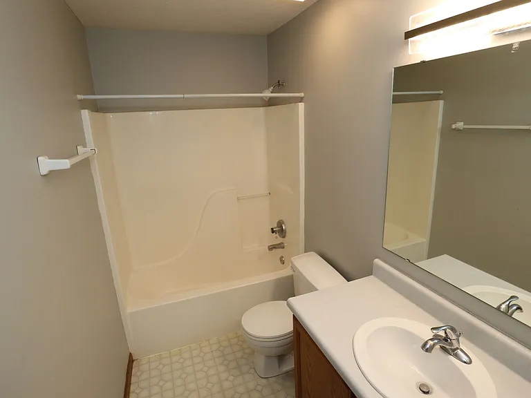 12838 Sovereign Ln — Photo 18