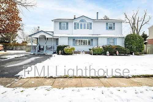 654 Bermuda Rd Photo 1