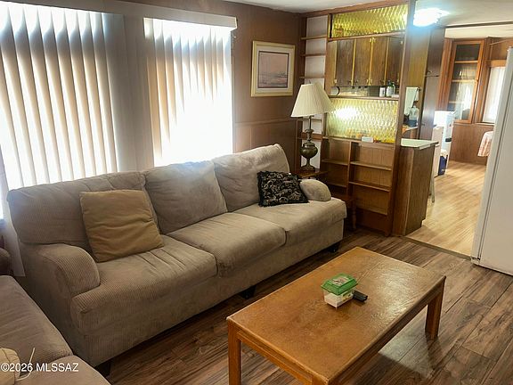 5th image of 826 W Prince Rd Unit 8