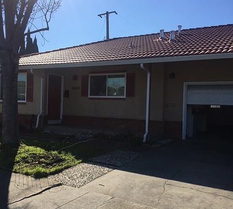 2nd image of 2460 Anna Dr