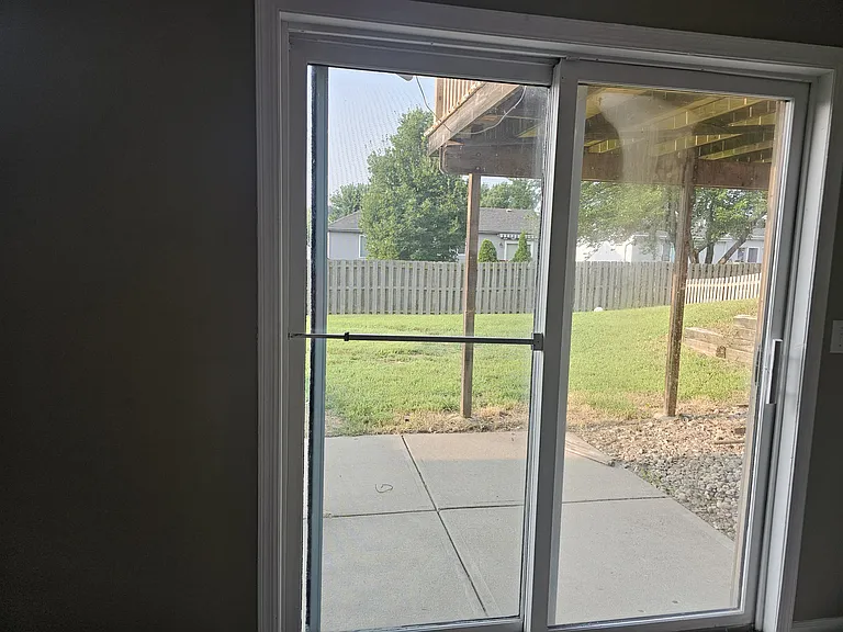 15057 Emmet St — Photo 34