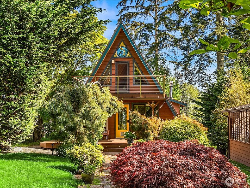 1st image of 7575 SE Madrona Drive NE