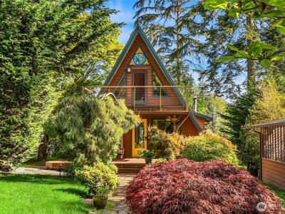 7575 SE Madrona Drive NE, Bainbridge Island, WA, 98110