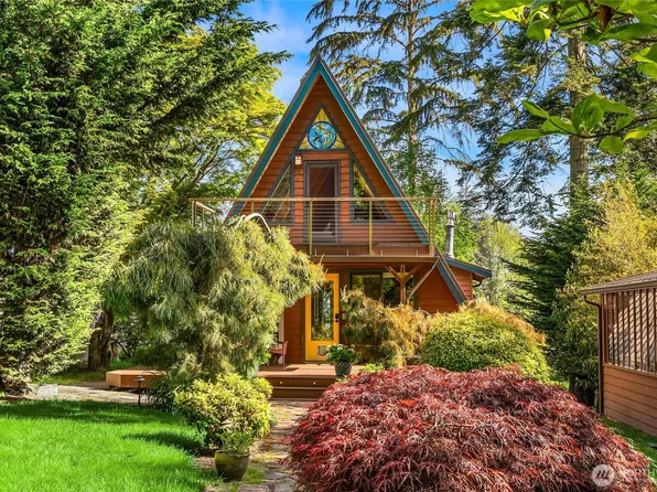 7575 SE Madrona Drive NE, Bainbridge Island, WA 98110